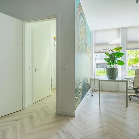 아파트 Hotspot, Near Center And Park *