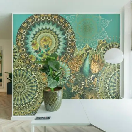 Hotspot, Near Center And Park