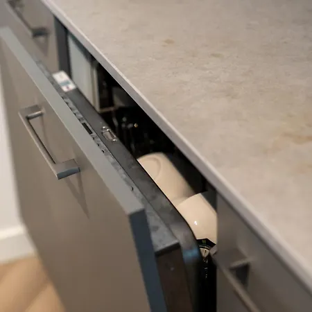 Hotspot, Near Center And Park 아파트