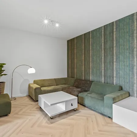 아파트 Hotspot, Near Center And Park *