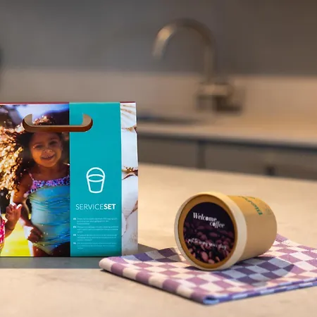 Hotspot, Near Center And Park 루젠달