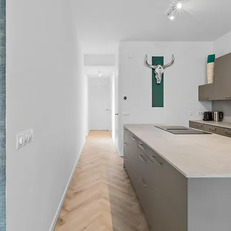 Hotspot, Near Center And Park Appartement *